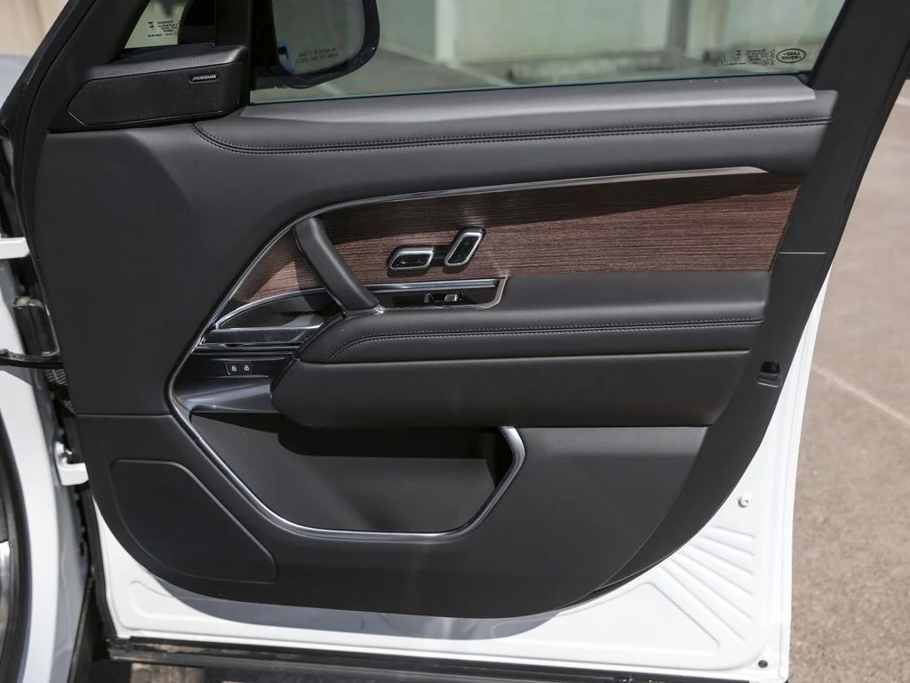 New 2025 White Land Rover SE image 32