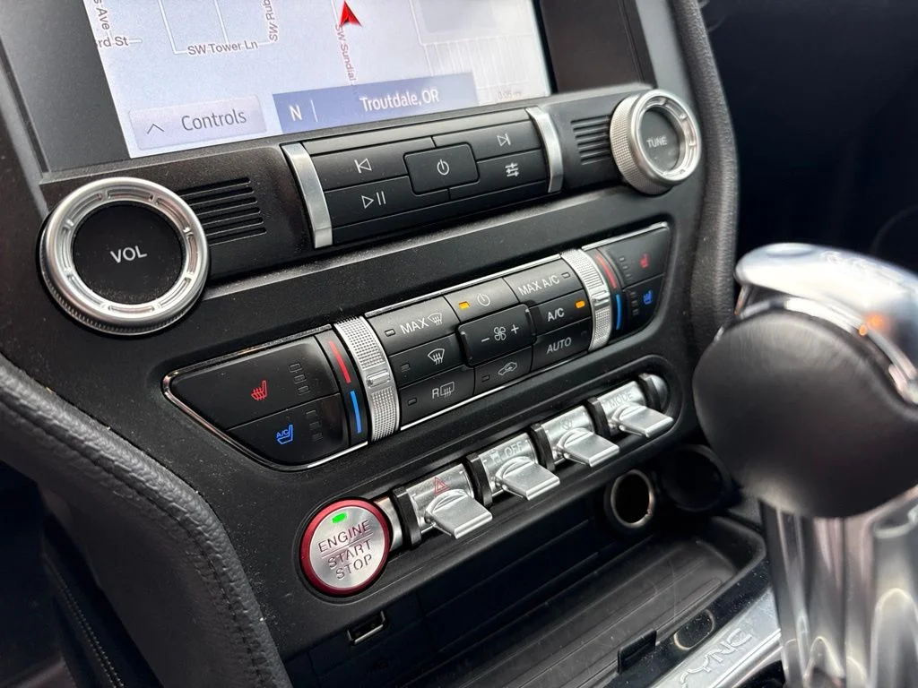Used 2022 Carbonized Gray Metallic Ford GT Premium image 15