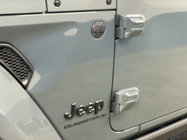 New 2026 Anvil Clear-Coat Exterior Paint Jeep Willys image 37