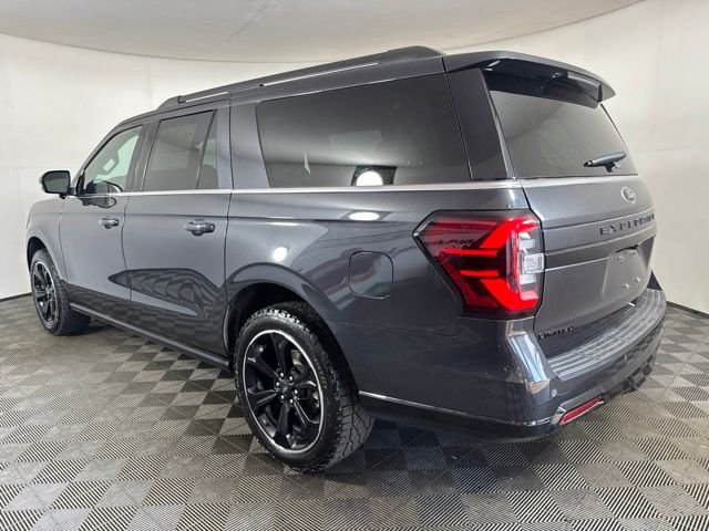 Used 2022 Gray Ford Limited image 6