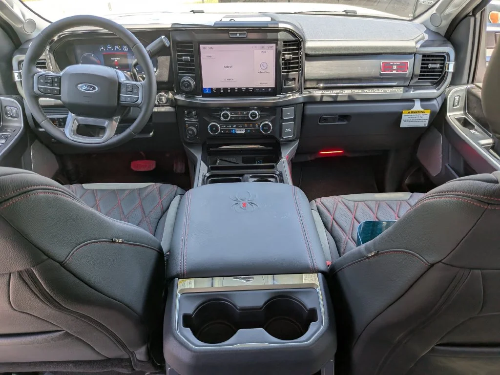 New 2026 Star White Metallic Tri-Coat Ford F-250® Lariat® image 18