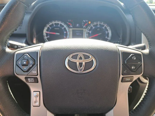 Used 2018 White Toyota SR5 Premium image 15