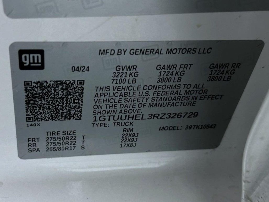 Used 2024 White GMC Denali Ultimate image 26