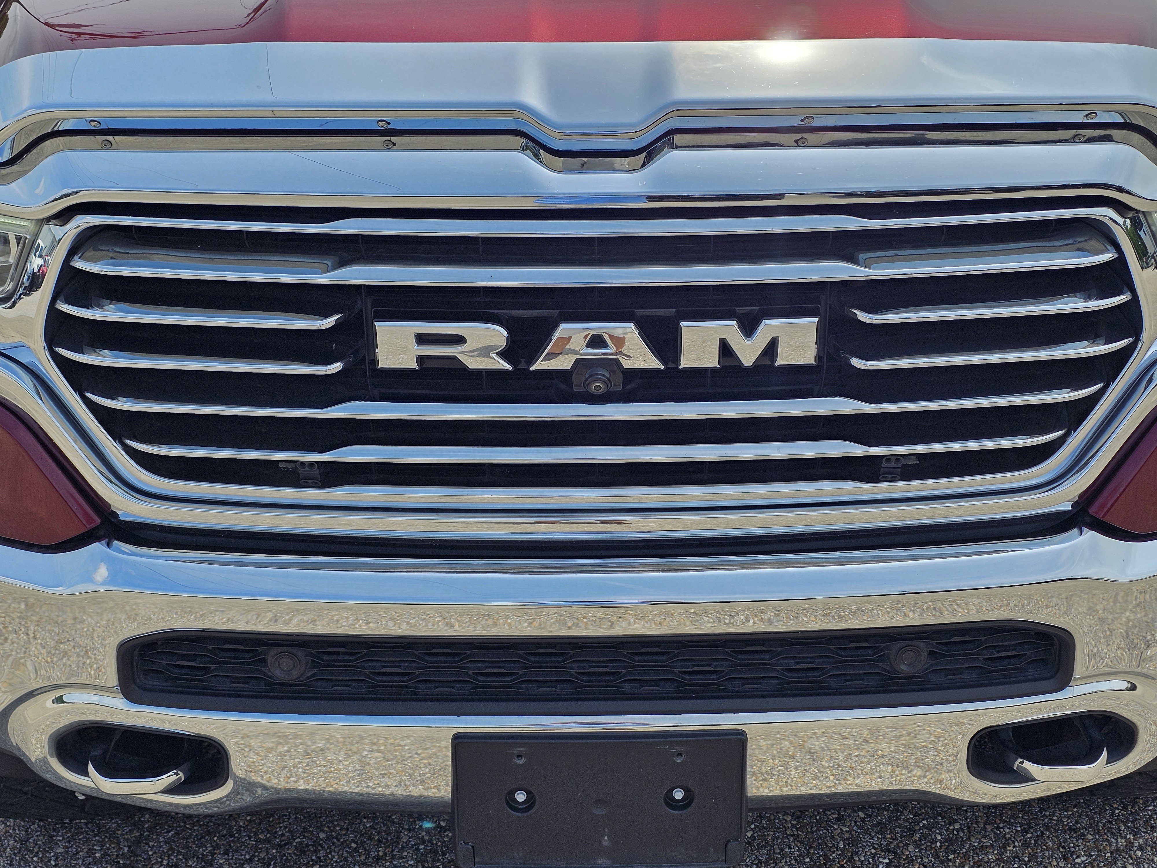 Used 2021 Delmonico Red Pearlcoat Ram Longhorn image 3