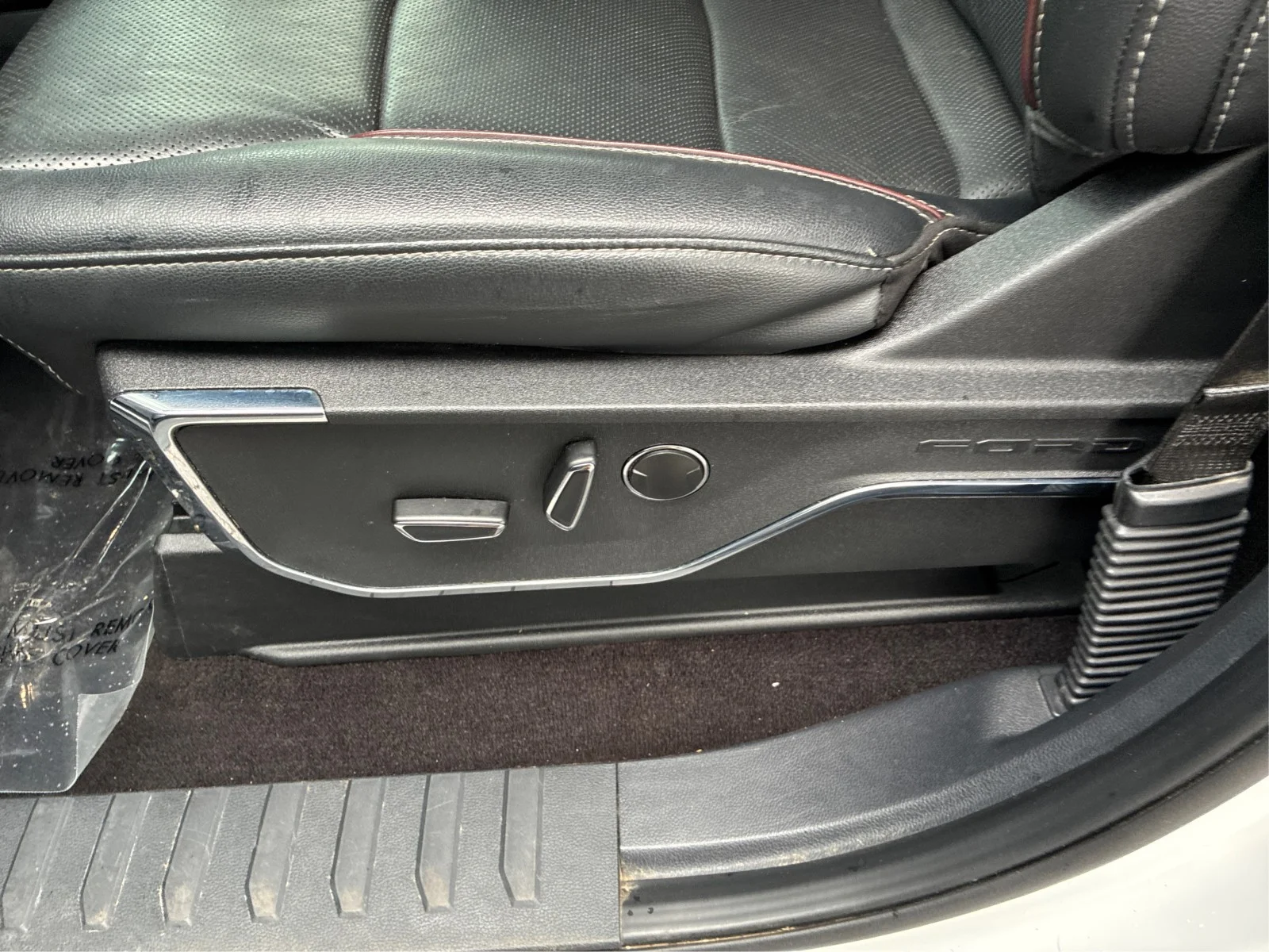 Used 2021 White Ford LARIAT image 17