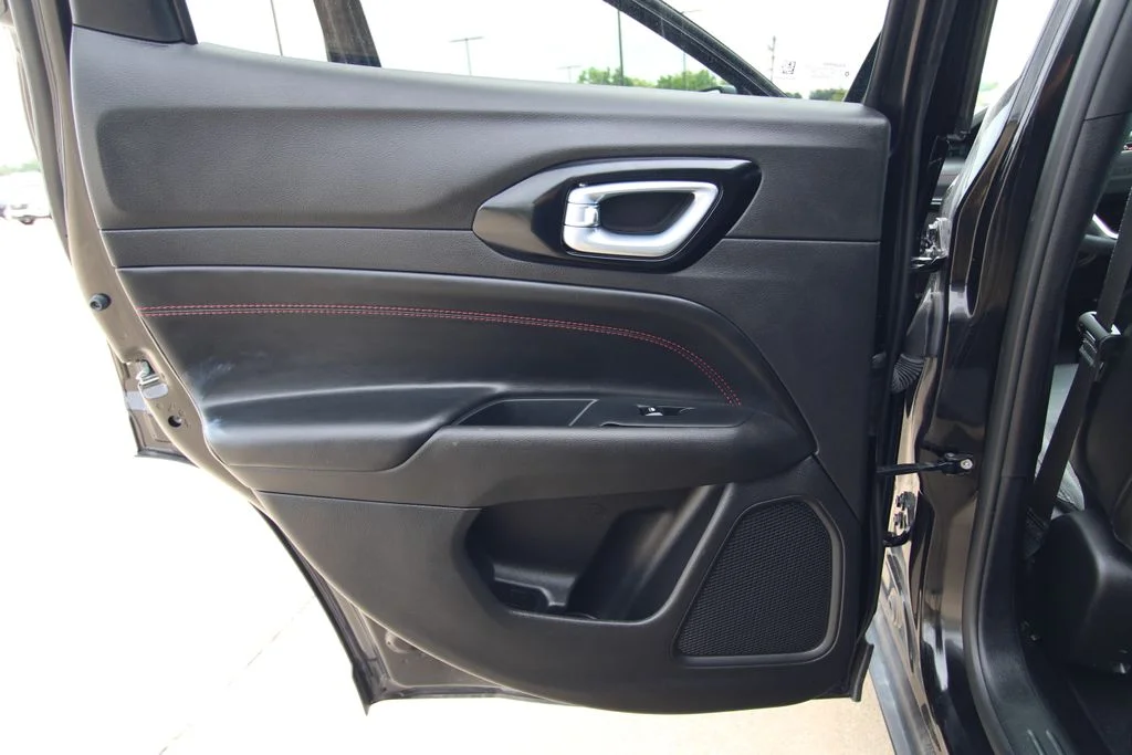 Used 2025 Black Jeep Trailhawk image 37