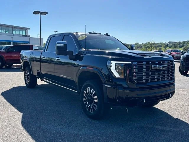 Certified Used 2025 Onyx Black GMC Denali Ultimate image 8