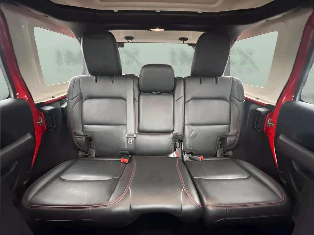 Used 2019 Red Jeep Unlimited Rubicon image 10
