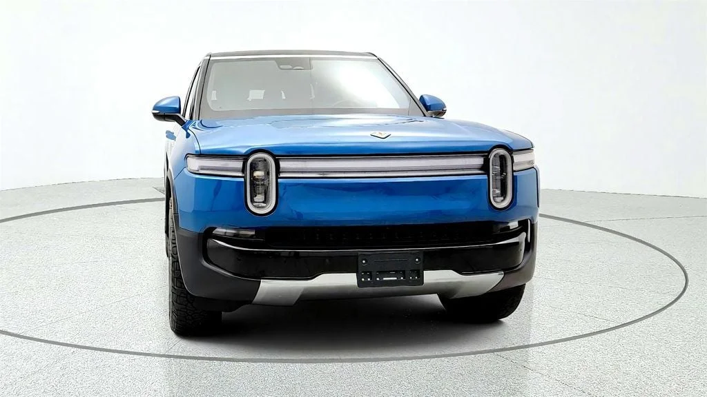 Used 2025 Rivian Blue Rivian Adventure Dual-Motor Standard Pack w/ Autonomy Driver Assistance image 2