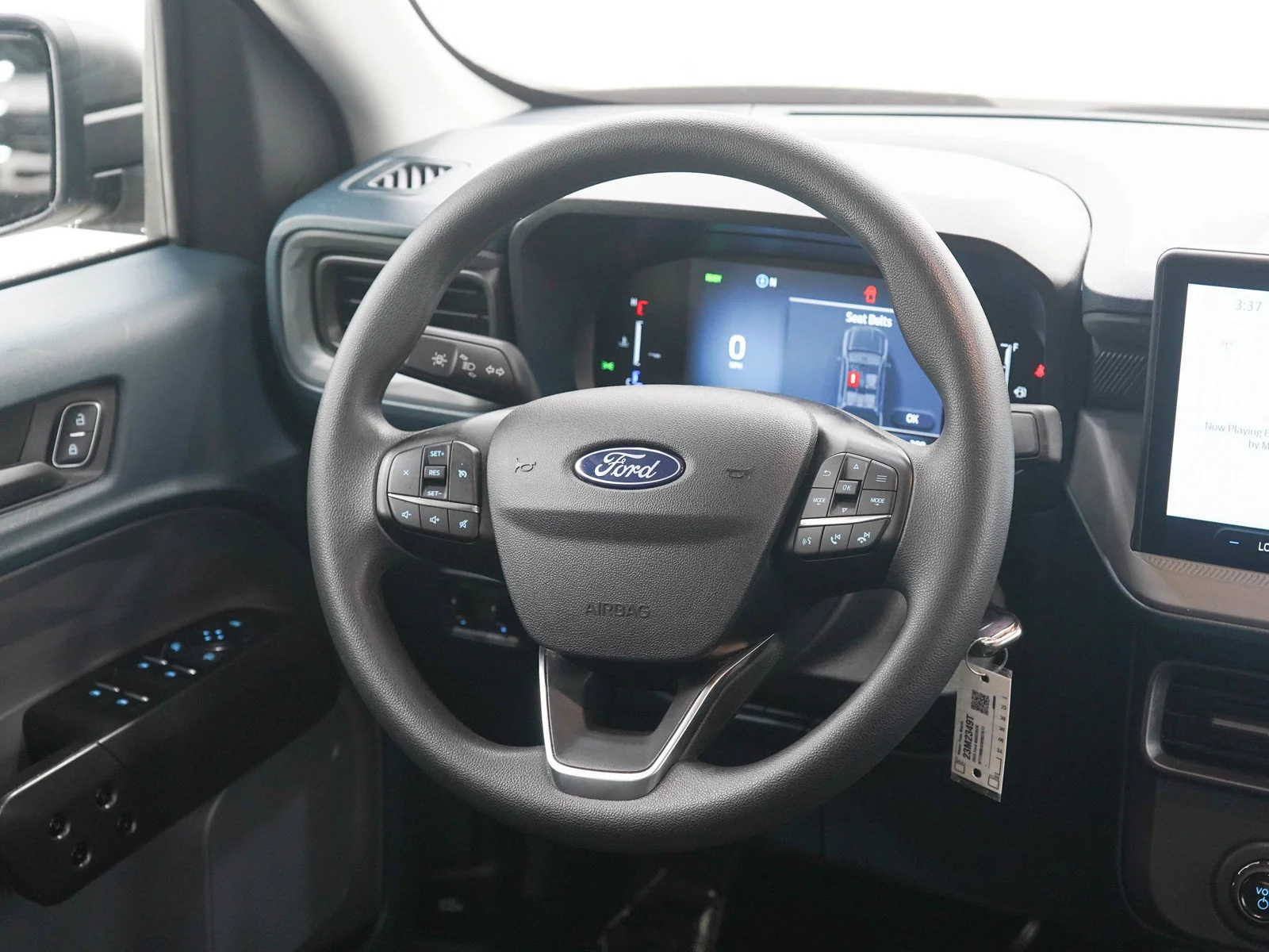 Used 2025 Beige Ford XL image 15