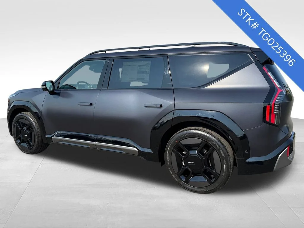 New 2026 Panthera Metal Matte Kia GT-Line image 5