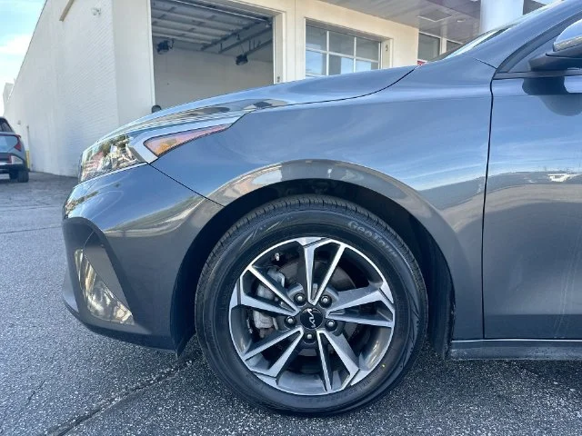 Certified Used 2024 Gray Kia LXS image 27