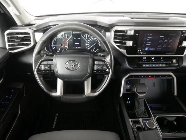 Used 2024 Ice Cap Toyota Crew Cab SR5 w/ Convenience Pkg image 21