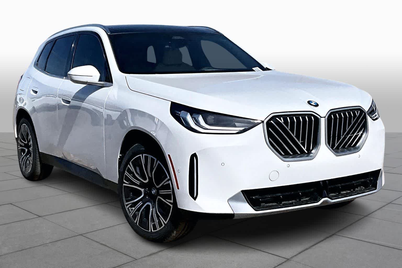 New 2026 Alpine White BMW 30 xDrive image 2