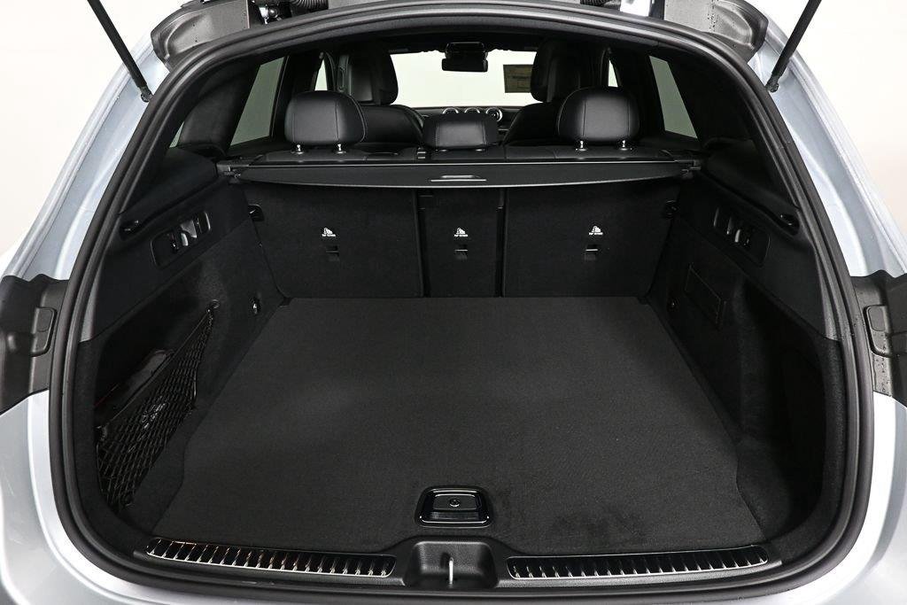 New 2026 Cirrus Silver Metallic Mercedes-Benz GLC 300 image 30