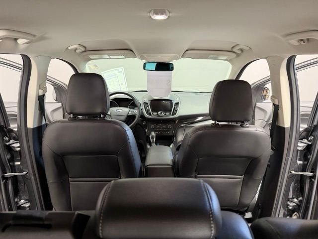 Used 2018 Magnetic Ford Titanium image 30
