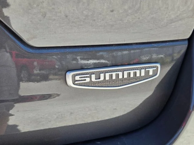 Certified Used 2025 Gray Jeep Summit image 13