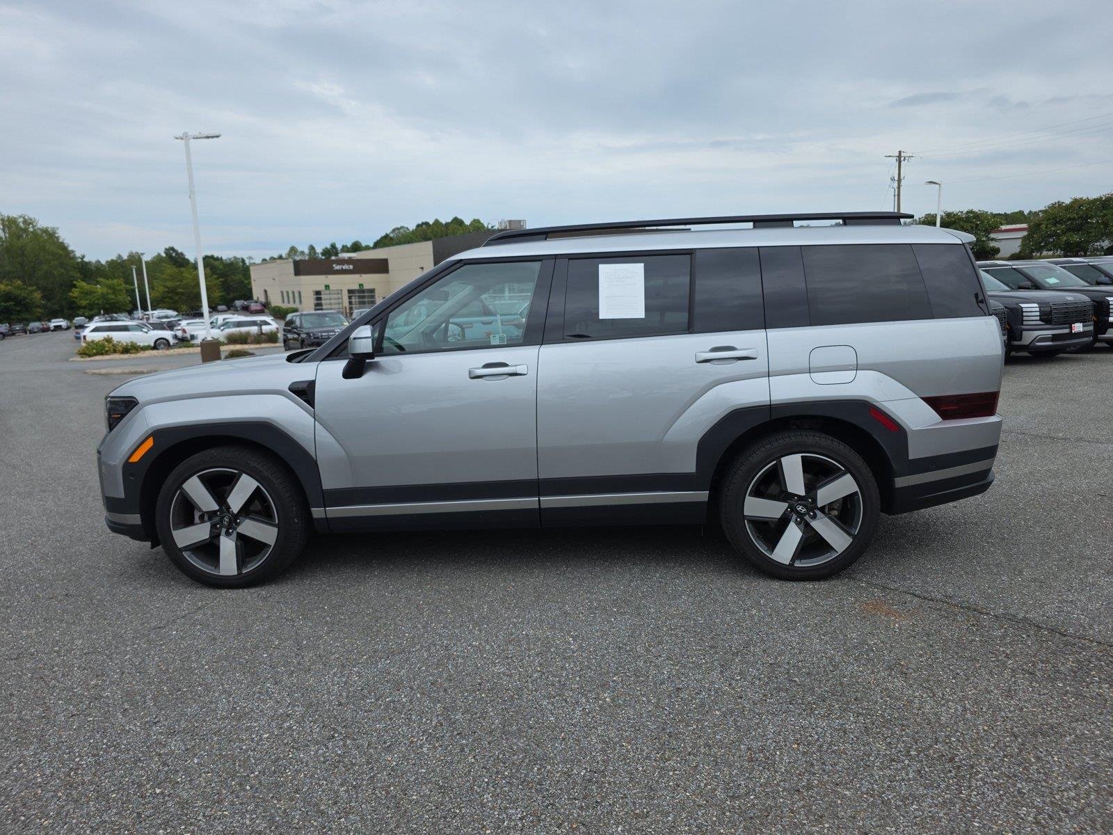 Used 2024 Shimmering Silver Hyundai Limited image 4