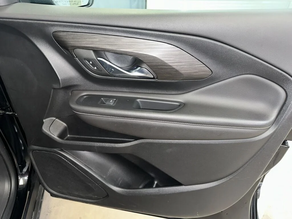 2023 GMC Terrain SLE - Photo 29