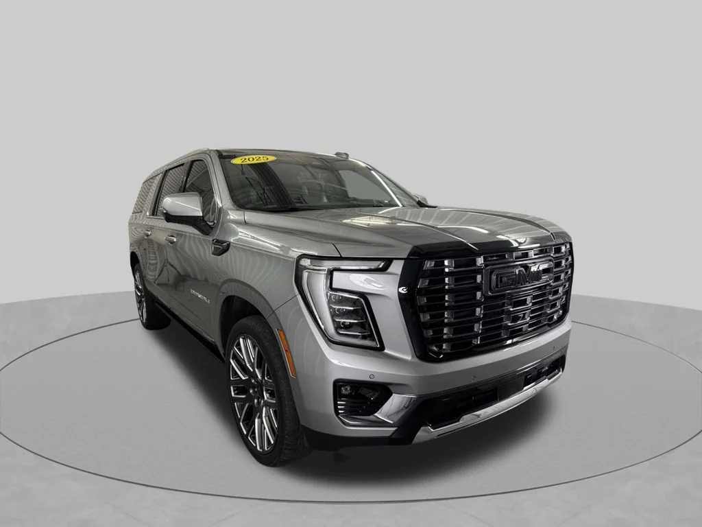 Used 2025 Sterling Metallic GMC Denali Ultimate image 6