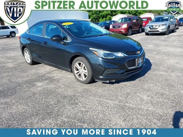 2017 Chevrolet Cruze LT Auto's photo