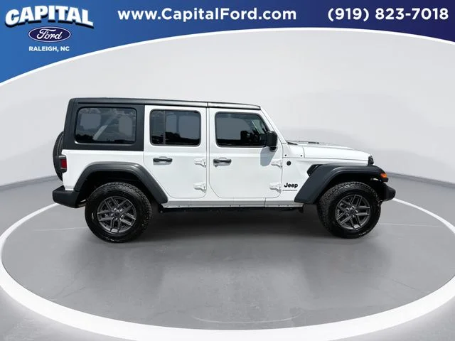 Used 2024 White Jeep Sport S image 9