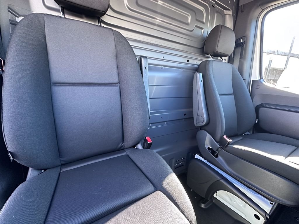 2026 Mercedes-Benz Sprinter Cargo Van Base - Photo 26