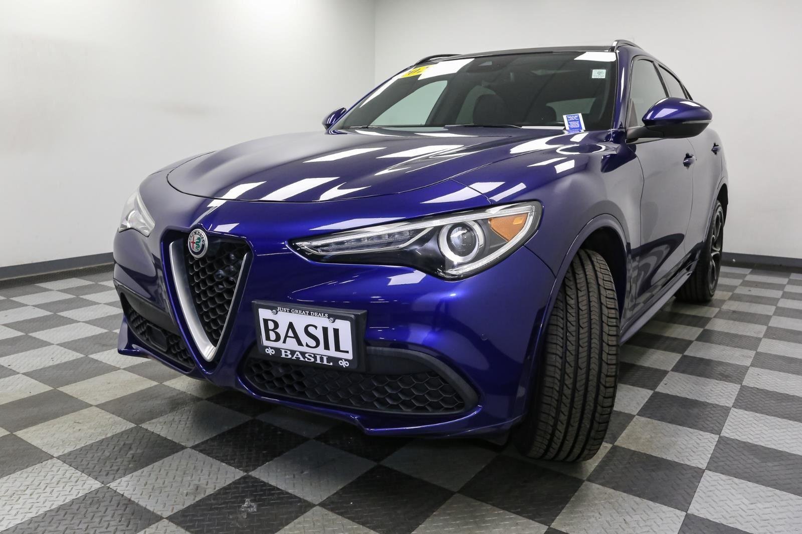2020 Alfa Romeo Stelvio Ti Sport photo 4