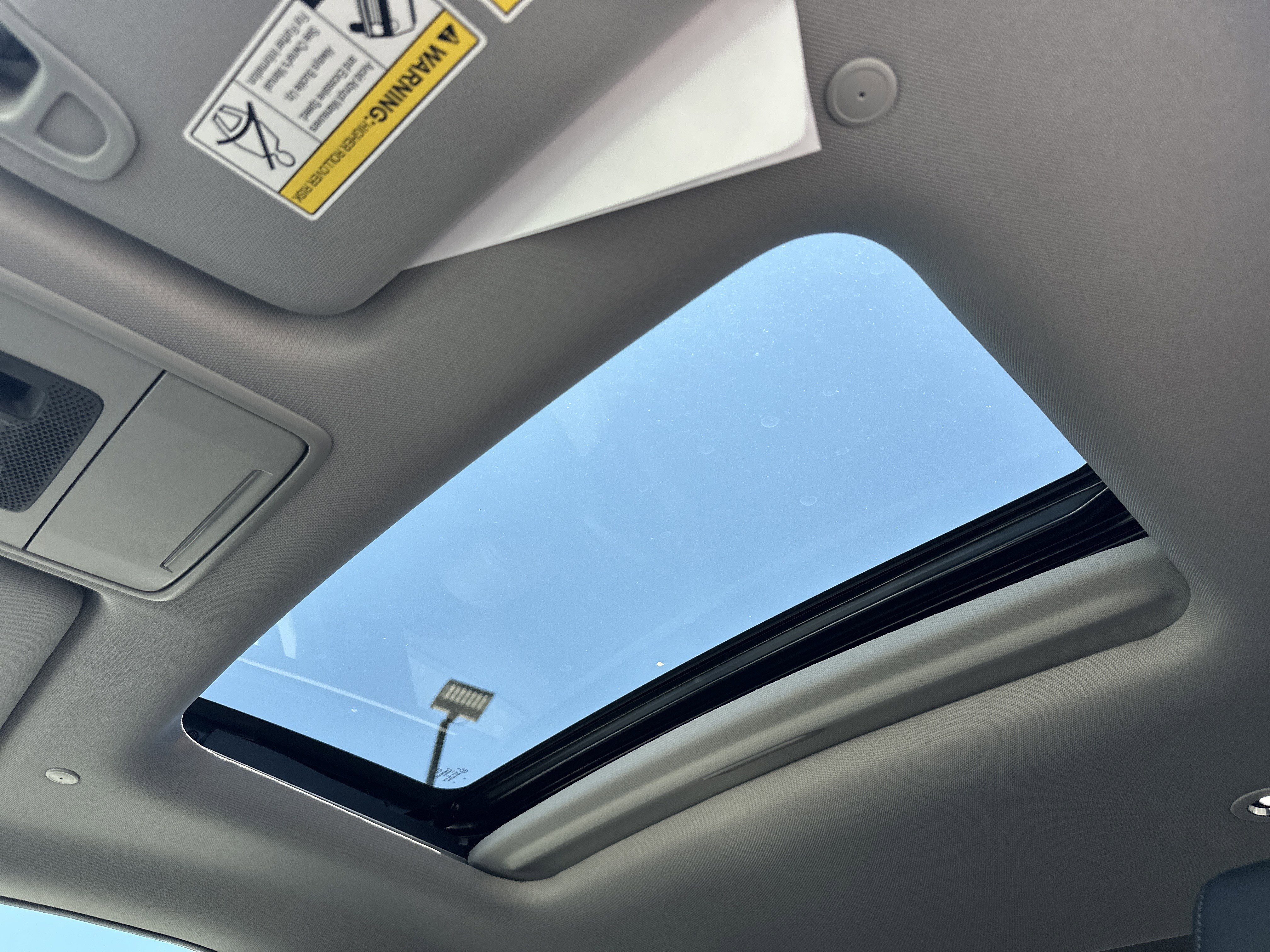 Used 2025 Platinum White Pearl Acura Base image 36