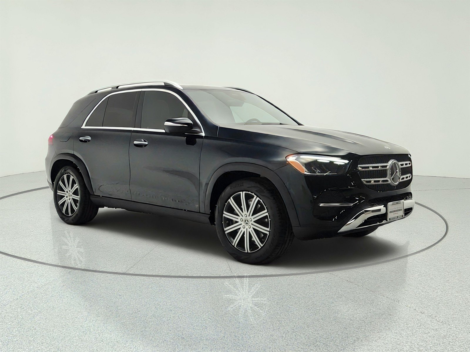 Certified Used 2024 Emerald Green Metallic Mercedes-Benz GLE 350 image 3