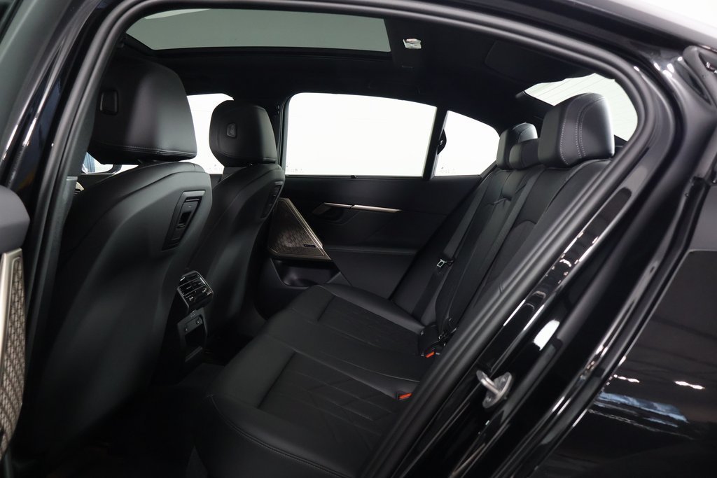 2027 BMW 5 Series 540i - Photo 11