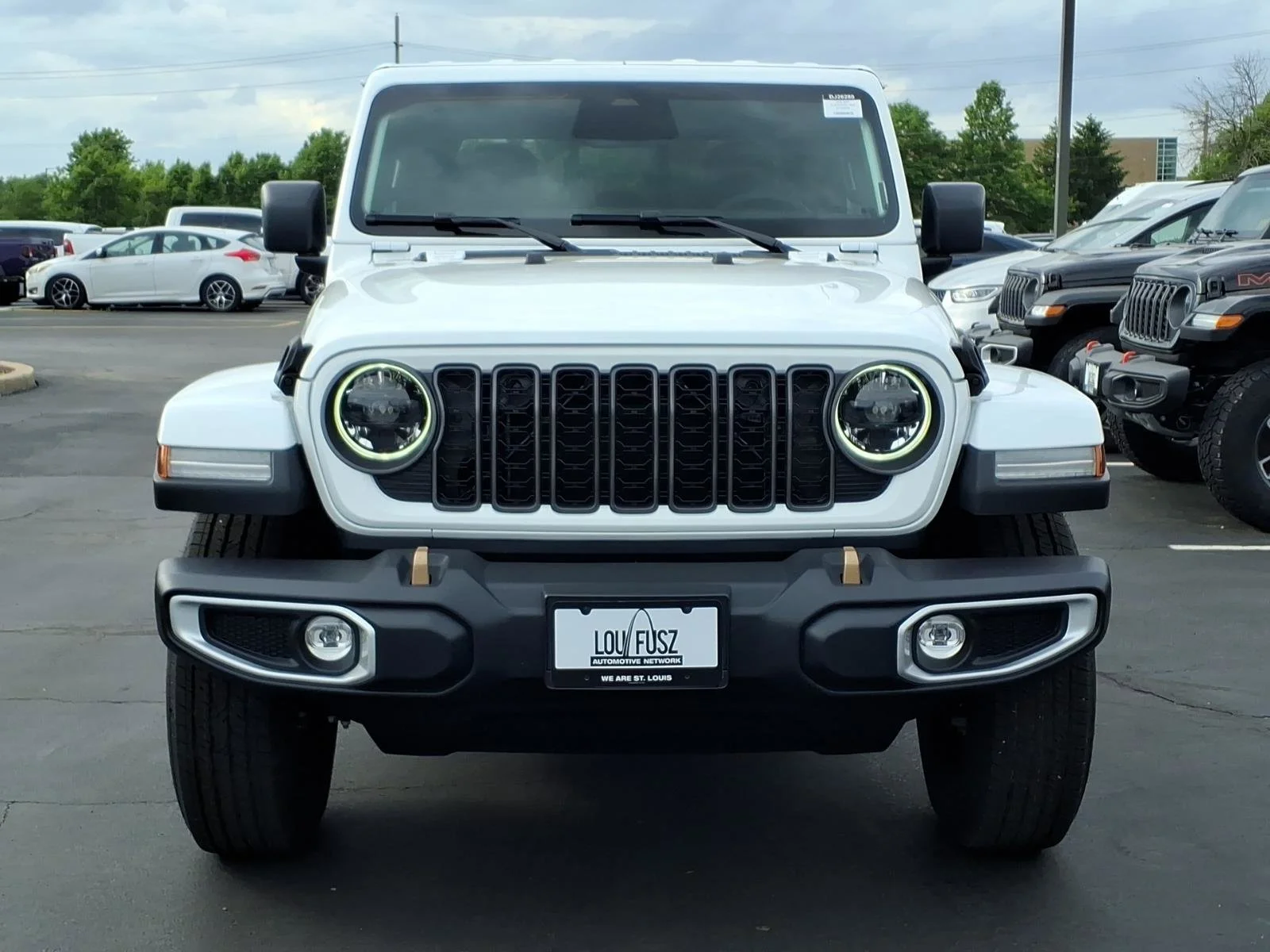 New 2026 Bright White Clearcoat Jeep 85th Anniversary Edition image 22