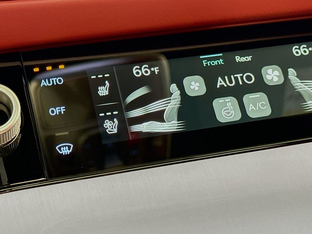 2026 GENESIS GV70 Sport Advanced - Photo 21