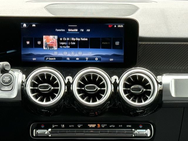 2025 Mercedes-Benz GLB Base - Photo 17