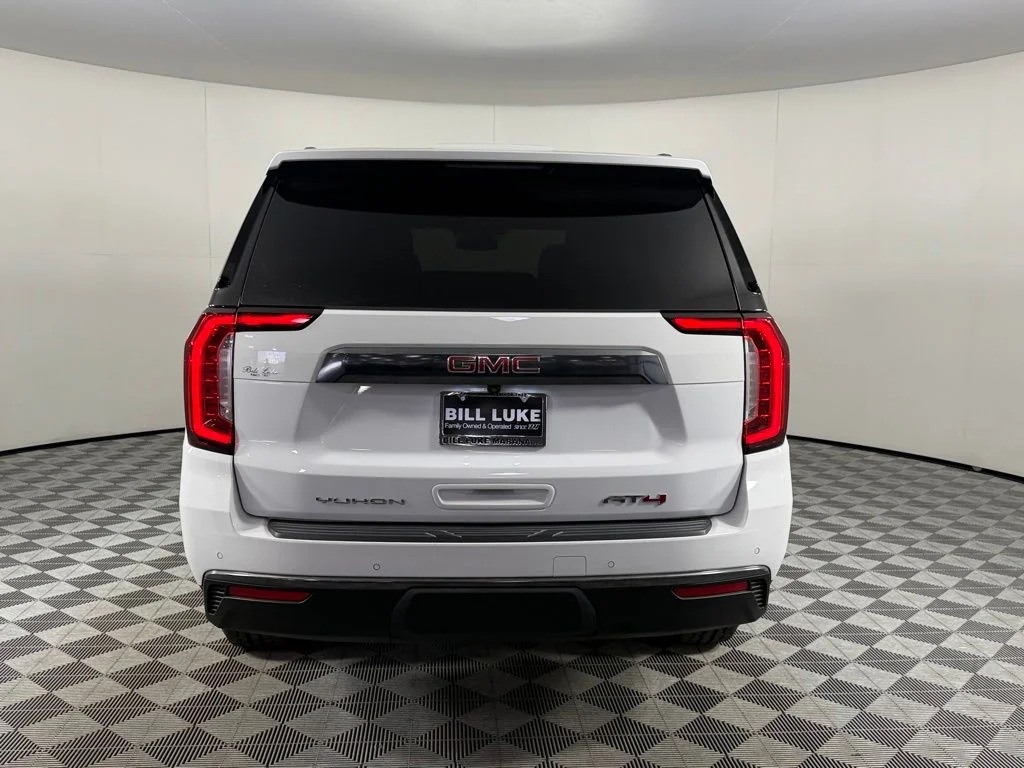 2023 GMC Yukon AT4 - Photo 8
