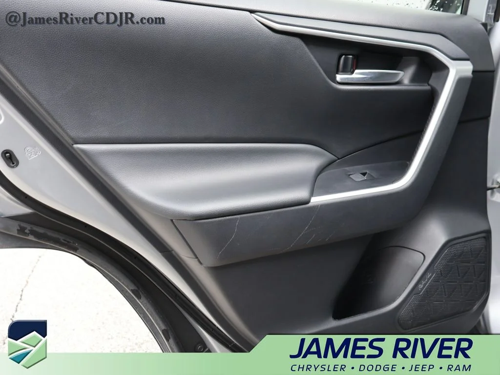 Used 2024 Silver Toyota XLE image 16
