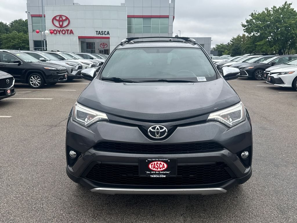 Used 2016 Gray Toyota SE image 2
