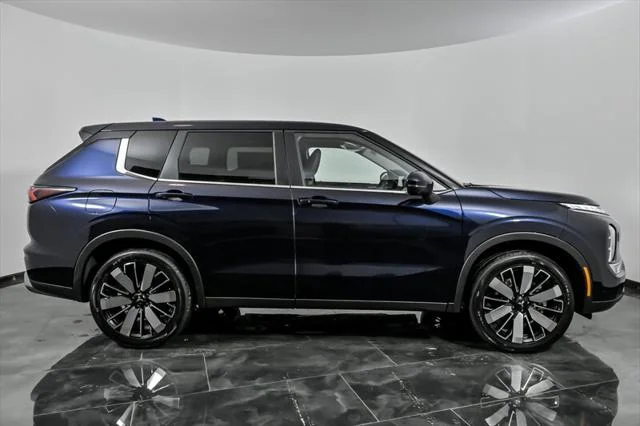 New 2026 Cosmic Blue Metallic Mitsubishi SE 1.5T S-AWC image 9