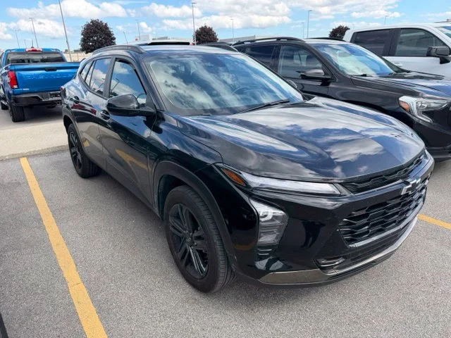 Used 2024 Black Chevrolet ACTIV image 3