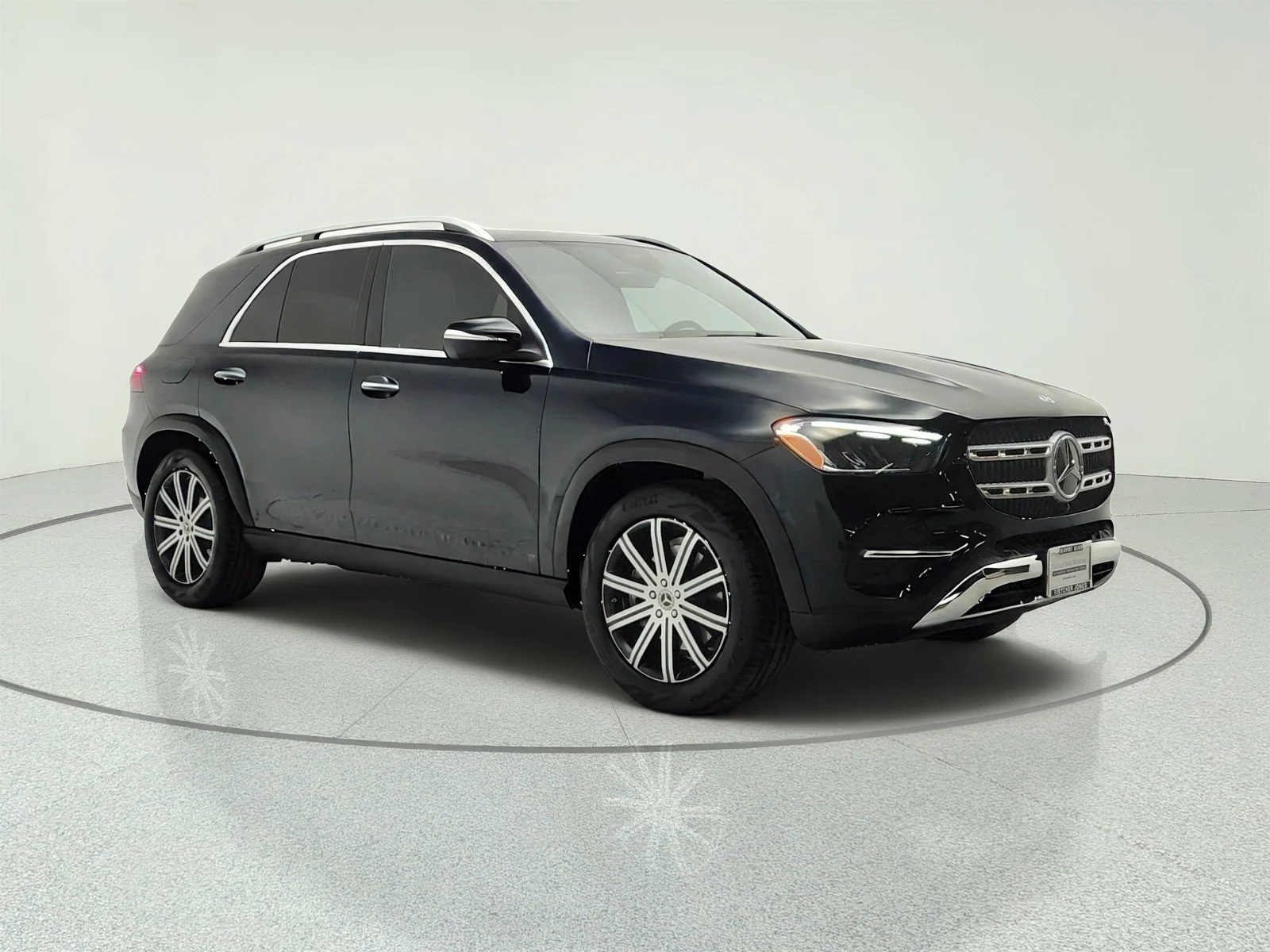 Certified Used 2024 Emerald Green Metallic Mercedes-Benz GLE 350 image 3