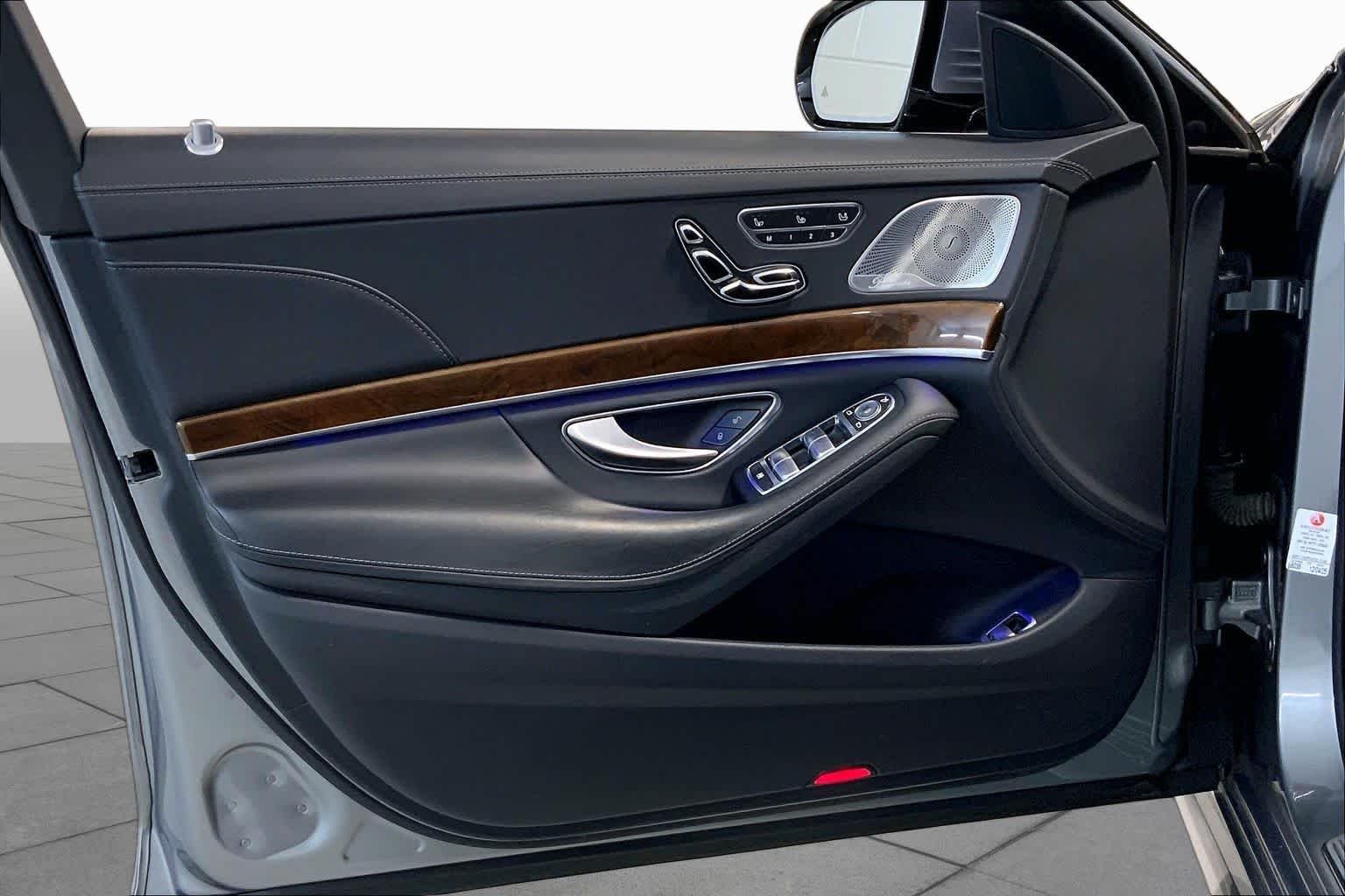 Used 2015 Palladium Silver Metallic Mercedes-Benz S 550 image 21