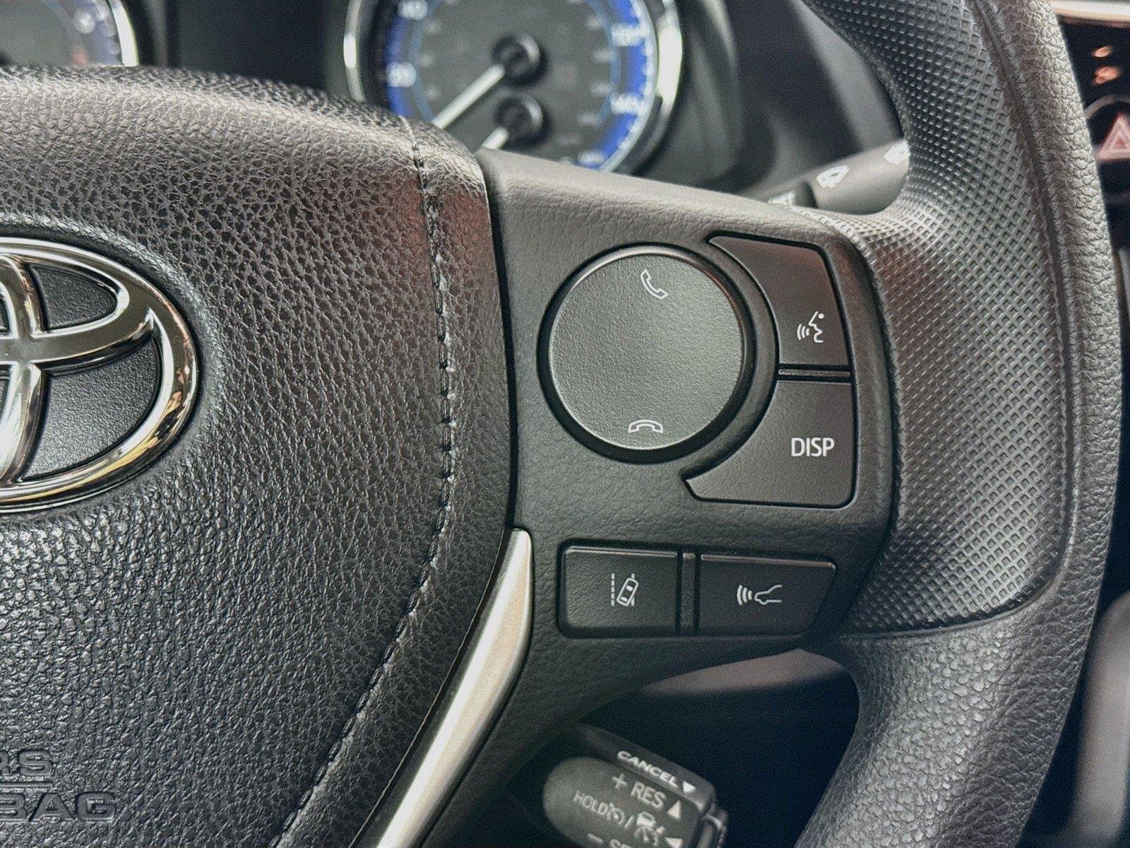 Used 2018 Super White Toyota L image 16