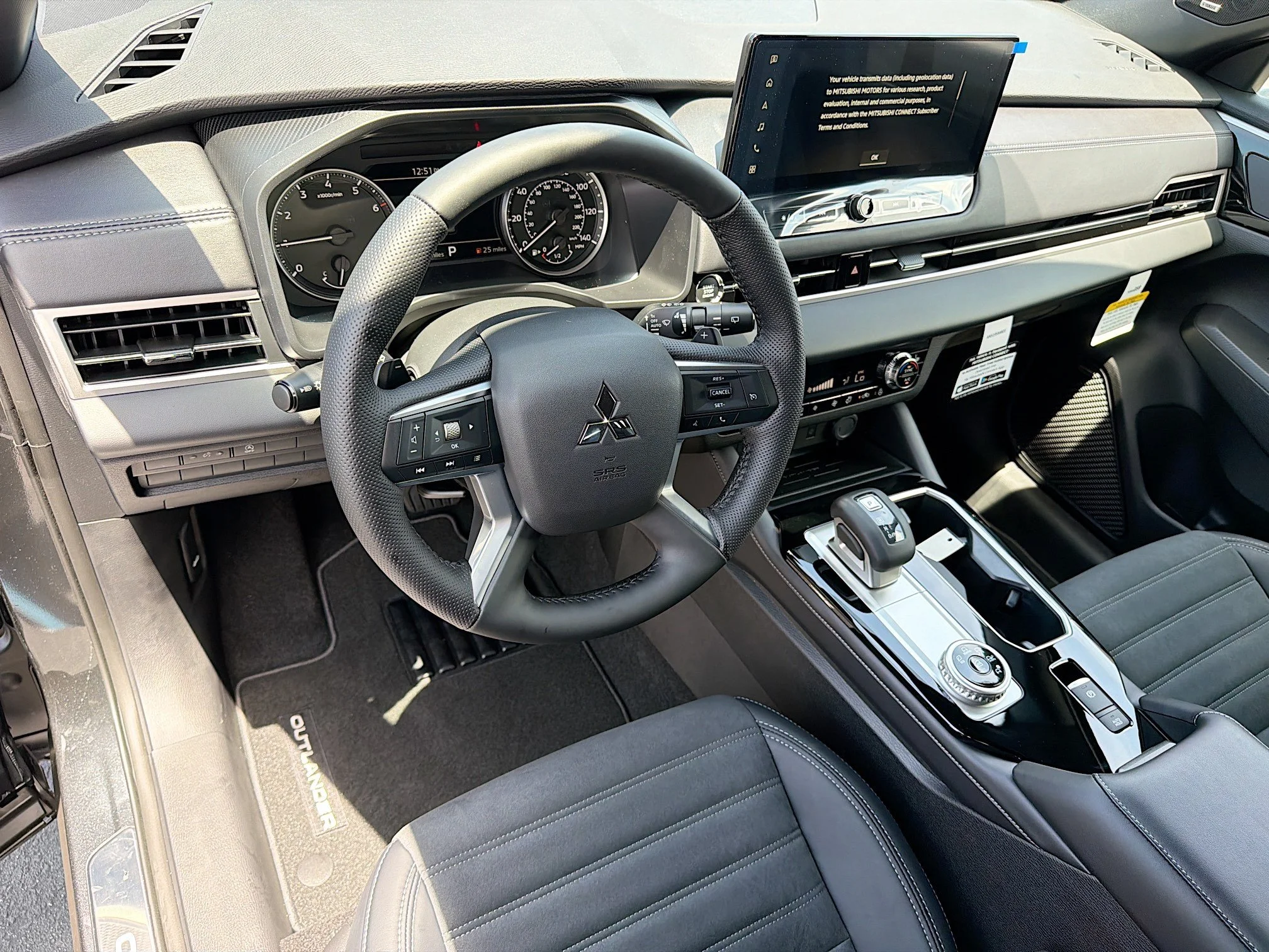New 2026 Graphite Gray Mitsubishi LE 1.5T 2WD image 8
