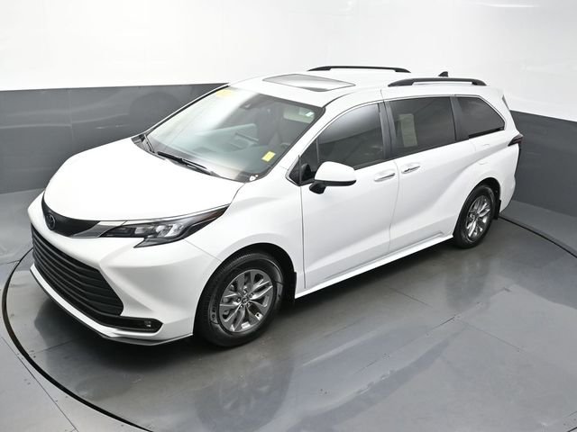 Used 2026 Beige Toyota XLE image 61