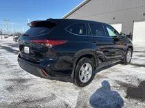 Used 2022 Midnight Black Metallic Toyota LE image 2