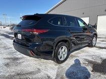 Used 2022 Midnight Black Metallic Toyota LE image 2