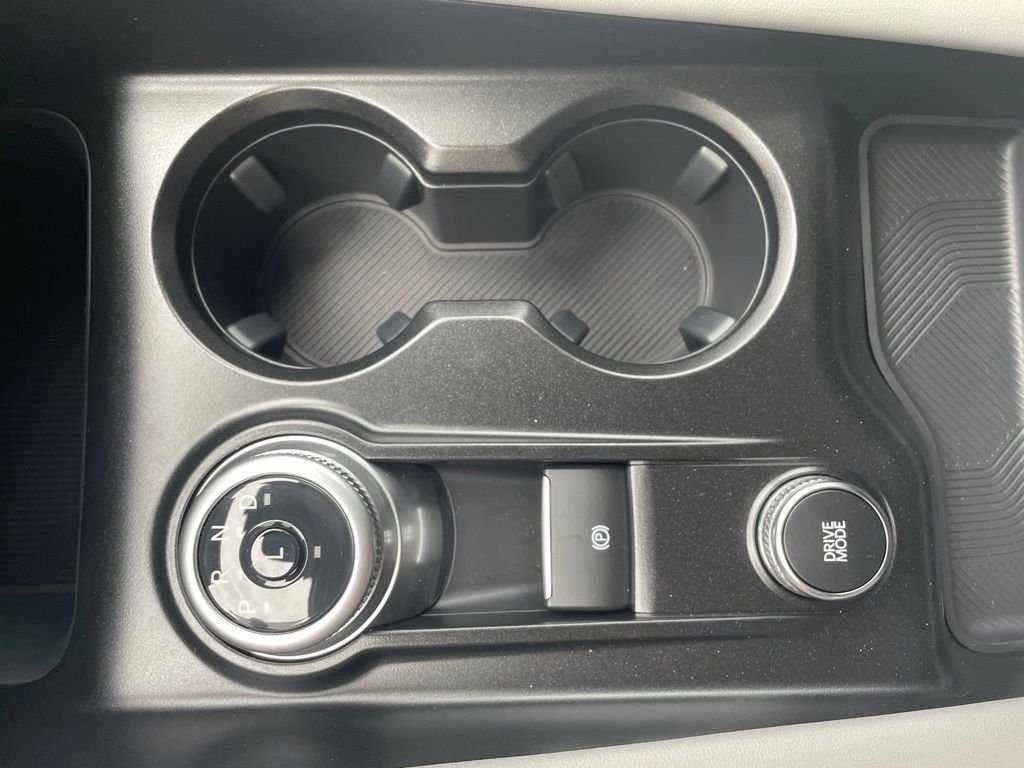 New 2026 Space White Metallic Ford Active image 18