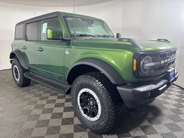 2025 Ford Bronco Outer Banks 4x4's photo