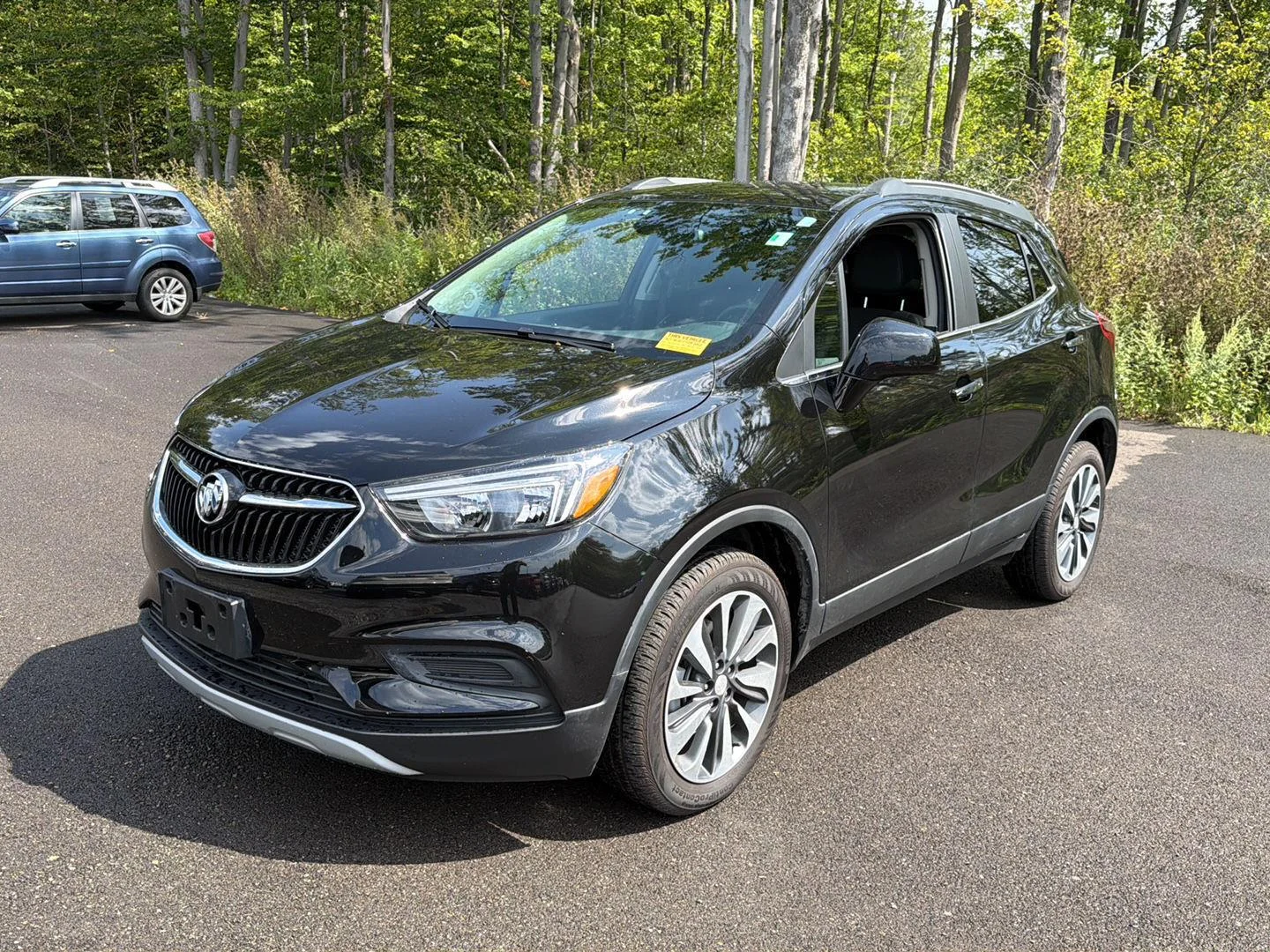 Used 2022 Ebony Twilight Metallic Buick Preferred image 12