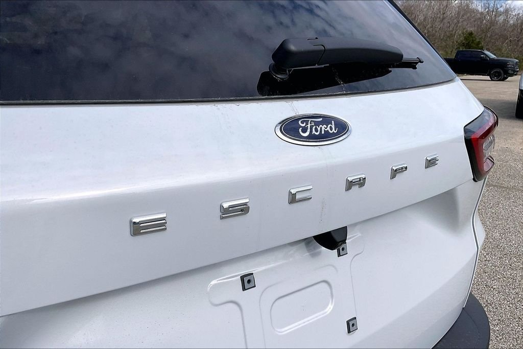 New 2026 Space Silver Metallic Ford Active image 15